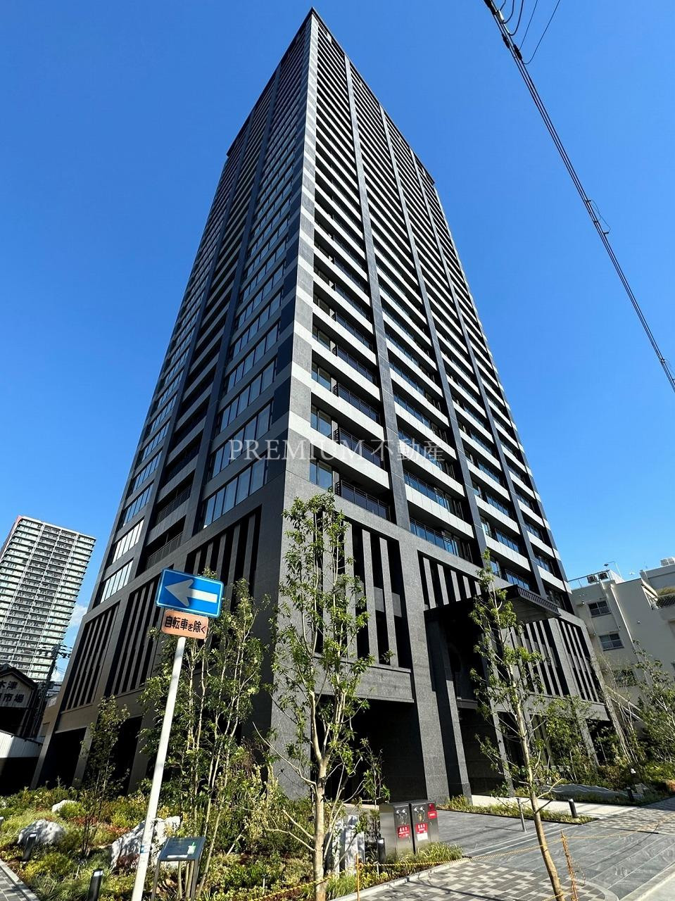 THE CROSS CITY TOWERのアイキャッチ